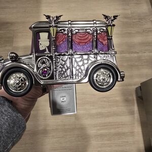 Bath & Body Works Wallflower Plug. Silver & Purp Halloween Carriage Home Accent